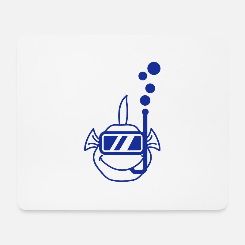 Snorkeling Fish - Mousepad (Querformat) - Weiß