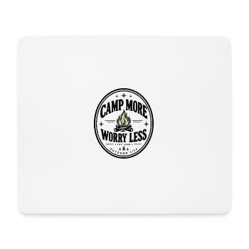 Camp Plus Inquiétude Moins – Camping en plein air - Tapis de souris (format paysage) - blanc - Devant