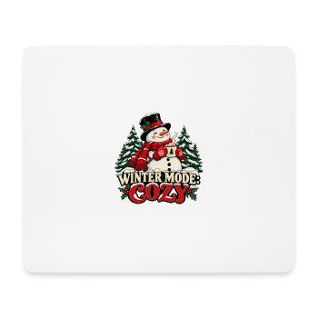Wintermodus: Gemütlich – Schneemann mit Tasse - Mousepad (Querformat) - Weiß - Vorne