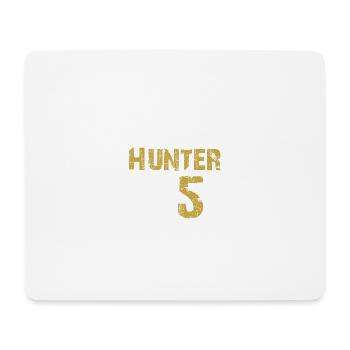 Ce petit chasseur a 5 ans - Tapis de souris (format paysage) - blanc - Devant