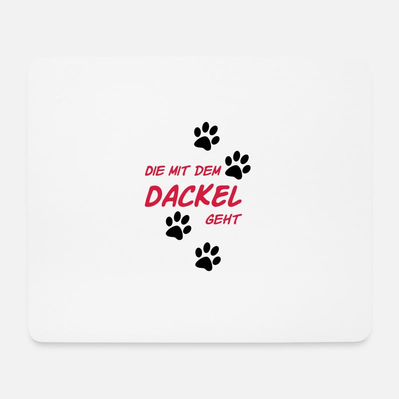Die mit dem Dackel geht - Mousepad (Querformat) - Weiß