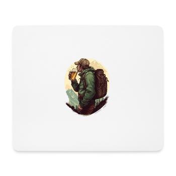 Wanderer mit Bier in den Bergen - Mousepad (Querformat) - Weiß - Vorne
