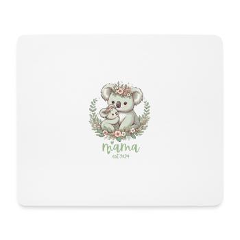 Mama Est. 2024 Koala câlin Couronne florale nouvelle maman - Tapis de souris (format paysage) - blanc - Devant