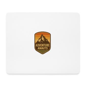 Conception de badge d’aventure en montagne - Tapis de souris (format paysage) - blanc - Devant