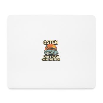 Chemise de bande dessinée rétro de la RDA – « L’Est court sans - Tapis de souris (format paysage) - blanc - Devant