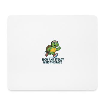 Lustiges Schildkröten Laufshirt – Slow & Steady - Mousepad (Querformat) - Weiß - Vorne