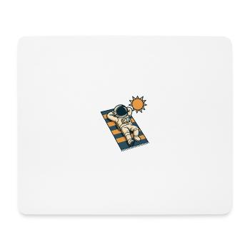 Astronaut im Urlaub - Mousepad (Querformat) - Weiß - Vorne