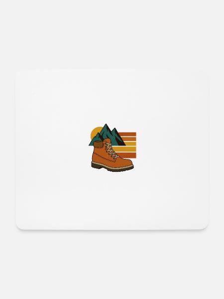 Step Wild – Retro Hiking Spirit - Mousepad (Querformat) - Weiß