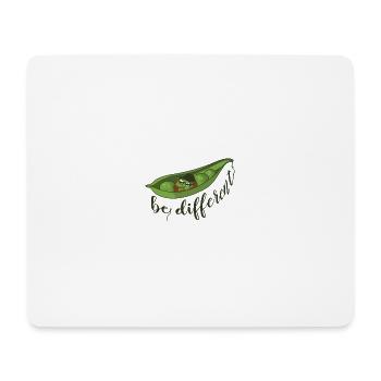 Erbse Hipster different 2 - Mousepad (Querformat) - Weiß - Vorne