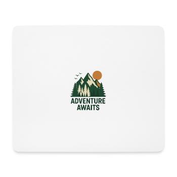 Abenteuerwald Berglandschaft - Mousepad (Querformat) - Weiß - Vorne