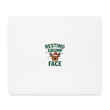 Resting Grump Face Rentier mit Mütze - Mousepad (Querformat) - Weiß - Vorne