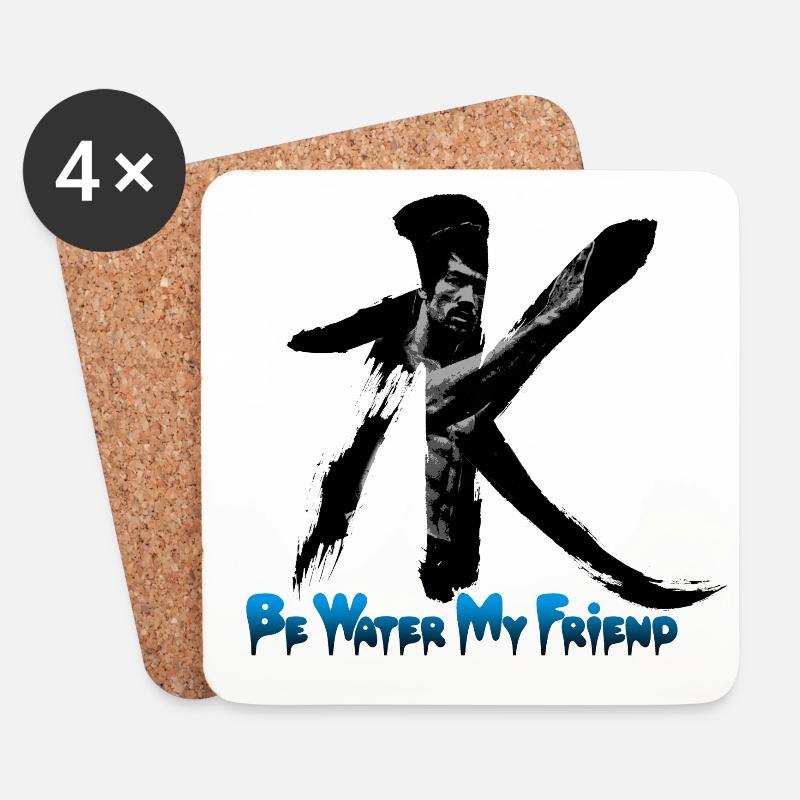 Sei Wasser, mein Freund (Bruce Lee Version + Text) - Untersetzer (4er-Set) - Weiß