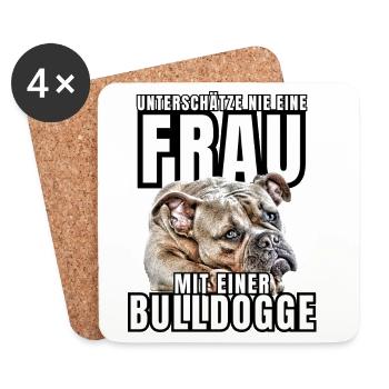 Ne sous-estimez JAMAIS une femme avec un chien bouledogue chien - Dessous de verre (lot de 4) - blanc - Devant