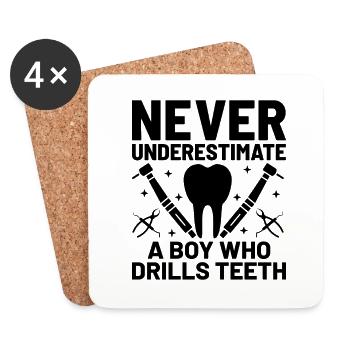 Ne sous-estimez jamais un garçon qui perce les dents dentaire - Dessous de verre (lot de 4) - blanc - Devant