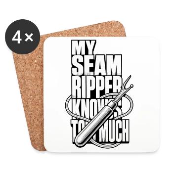 Nähen – My Seam Ripper Knows Too Much - Untersetzer (4er-Set) - Weiß - Vorne