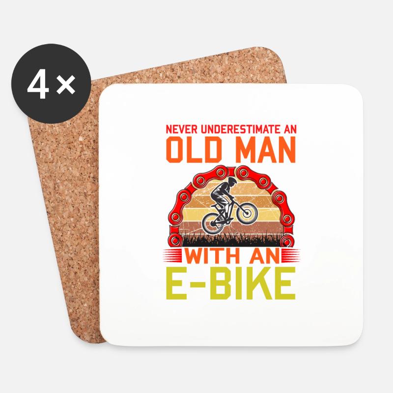 Never Underestimate an Old Man with an E BIKE - Untersetzer (4er-Set) - Weiß