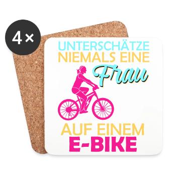 E-Bike Spruch Unterschätze nie eine Frau auf eBike - Untersetzer (4er-Set) - Weiß - Vorne