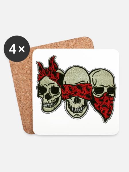 Drei Schädel mit roter Augenmaske / Three Skulls - Untersetzer (4er-Set) - Weiß