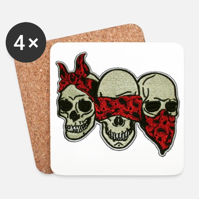 Drei Schädel mit roter Augenmaske / Three Skulls - Untersetzer (4er-Set) - Weiß