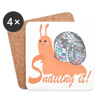 Snailing It! – Bunte Schnecke mit Disco-Kugel - Untersetzer (4er-Set) - Weiß - Vorne